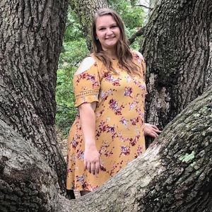 Meet your Posher, Leigh